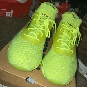 Reebok Zoku Runner Ultraknit Shoe & Windbreaker